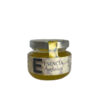 Mermelada de Aceite de Oliva Virgen Extra 50 gr Premium Picual Experimenta la elegancia y el sabor sofisticado con nuestra mermelada de Aceite de Oliva Virgen Extra Picual, en una presentación premium de 50 gramos. Elaborada con los aceites más selectos de la variedad Picual, esta mermelada redefine los estándares gourmet con su equilibrio perfecto entre la suavidad del aceite de oliva y una dulzura sutil. Características destacadas: Origen y Calidad: Proveniente de olivares seleccionados, el aceite de oliva virgen extra Picual se caracteriza por su sabor robusto y frutado, que se fusiona armoniosamente en esta mermelada. Proceso Artesanal: Preparada meticulosamente en pequeños lotes, esta mermelada conserva la frescura y autenticidad de sus ingredientes naturales. Cocinada a fuego lento para preservar sus sabores intensos y su textura cremosa. Versatilidad en el Uso: Ideal para acompañar platos gourmet como quesos añejos o foie gras, o para elevar el sabor de ensaladas y carnes asadas con un toque refinado y delicado. Ingredientes Naturales: Libre de conservantes y colorantes artificiales, esta mermelada garantiza una experiencia culinaria pura y auténtica, directamente de la naturaleza a tu mesa. Sugerencias de Consumo: Disfruta de esta mermelada de Aceite de Oliva Virgen Extra Picual como un complemento exclusivo en tu cocina. Úsala para maridar platos sofisticados o simplemente para dar un toque de distinción a tus desayunos y meriendas. Su perfil elegante y suave hace de cada bocado una experiencia gourmet inolvidable. Presentación y Calidad Premium: La presentación en frasco de 50 gramos asegura la frescura y la calidad de la mermelada, listo para ser disfrutado o regalado como un detalle gourmet de lujo. Su etiqueta elegante refleja la excelencia y el cuidado con el que se ha elaborado este producto exclusivo. Conclusión: Descubre la perfección culinaria con nuestra mermelada de Aceite de Oliva Virgen Extra Picual. Con cada cucharada, te deleitarás con el sabor intenso y la textura sedosa de este producto premium, ideal para quienes aprecian la autenticidad y la exquisitez en cada detalle gastronómico.